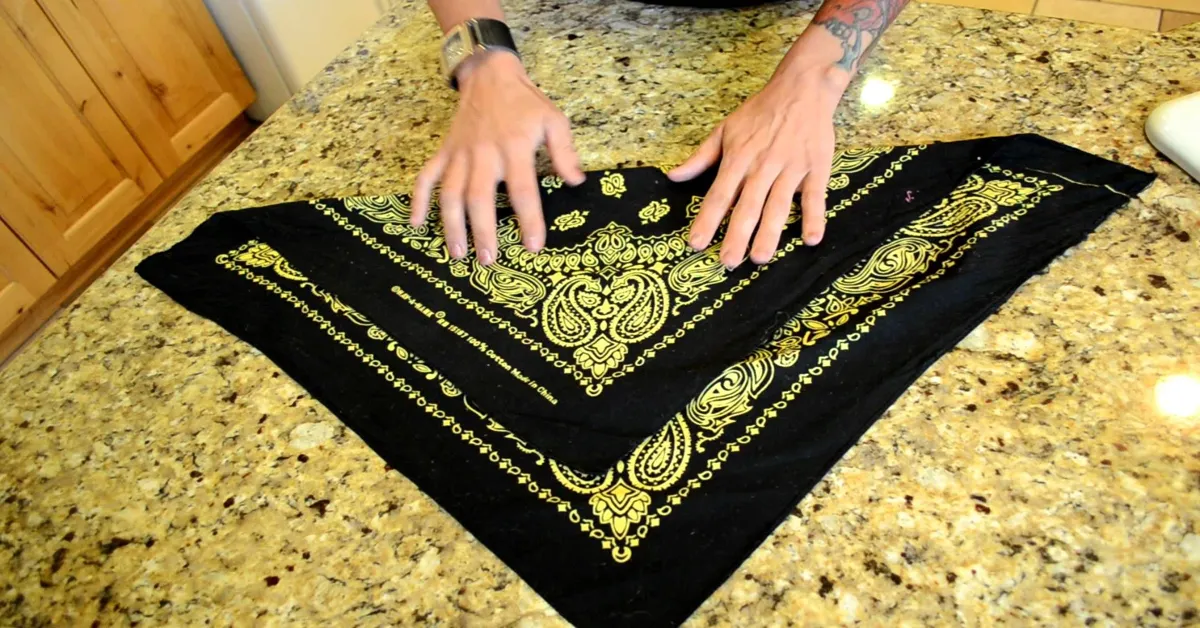 how to fold biker bandana